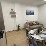 Nel Quartiere Bayres Completamente Rinnovata *