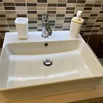 Appartement Nel Quartiere Bayres Completamente Rinnovata *