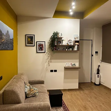 Nel Quartiere Bayres Completamente Rinnovata Apartman Milánó