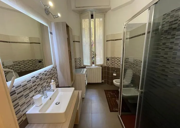 Nel Quartiere Bayres Completamente Rinnovata Apartament Mediolan