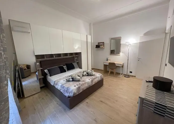Nel Quartiere Bayres Completamente Rinnovata Apartament Mediolan
