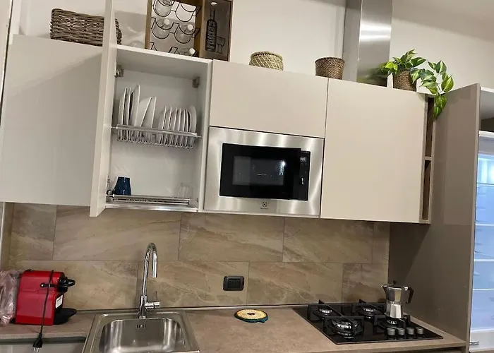 Nel Quartiere Bayres Completamente Rinnovata * Mediolan